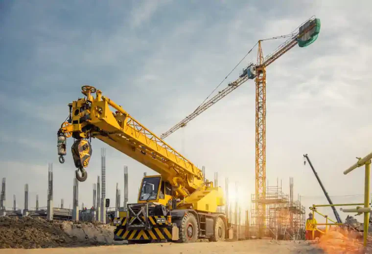 Construction Crane Rental: Smarter Lifting for Job Sites